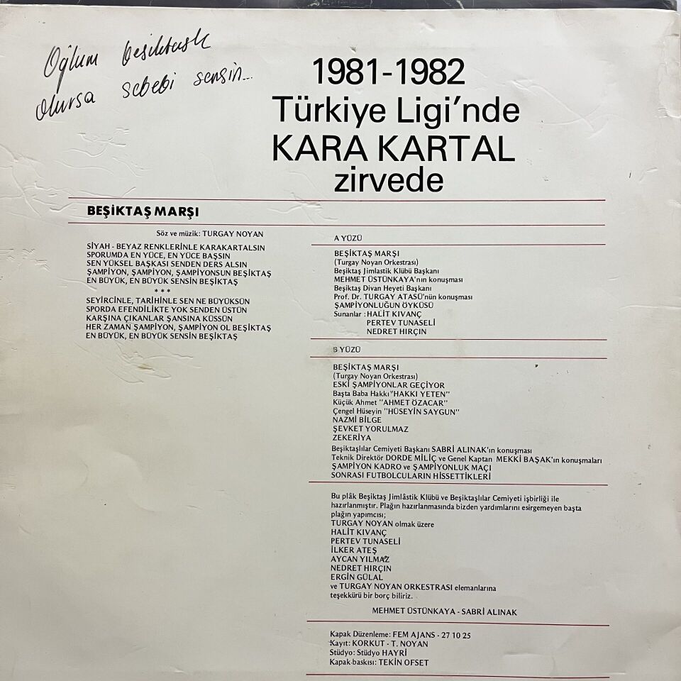1981 - 1982 Türkiye Ligi'nde Karakartallar Zirvede