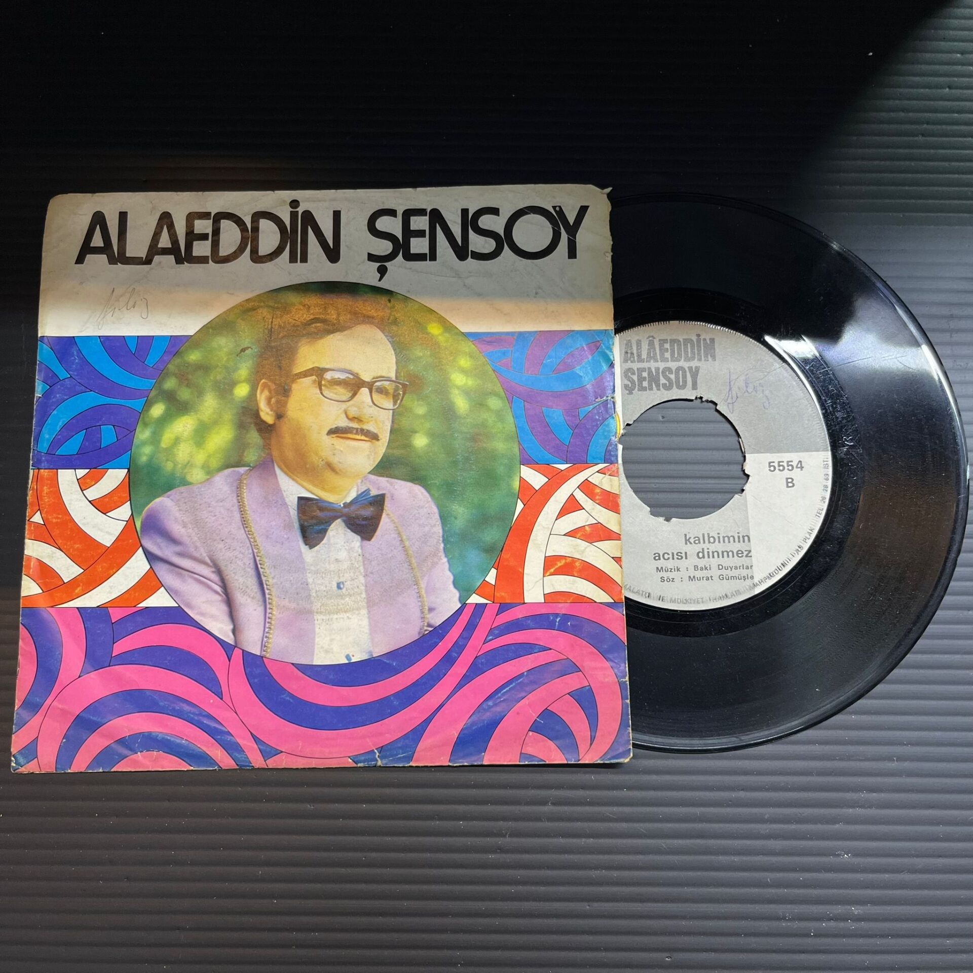 Alâeddin Şensoy* – (Așk Izdırabı) Leylâ / Leylâ Bir Özgecandır