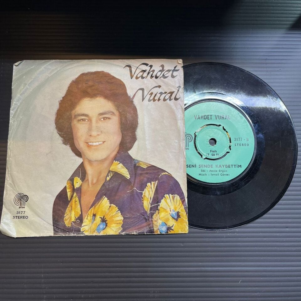 Vahdet Vural – Aşka Saygım Kalmadı / Seni Sende Kaybettim