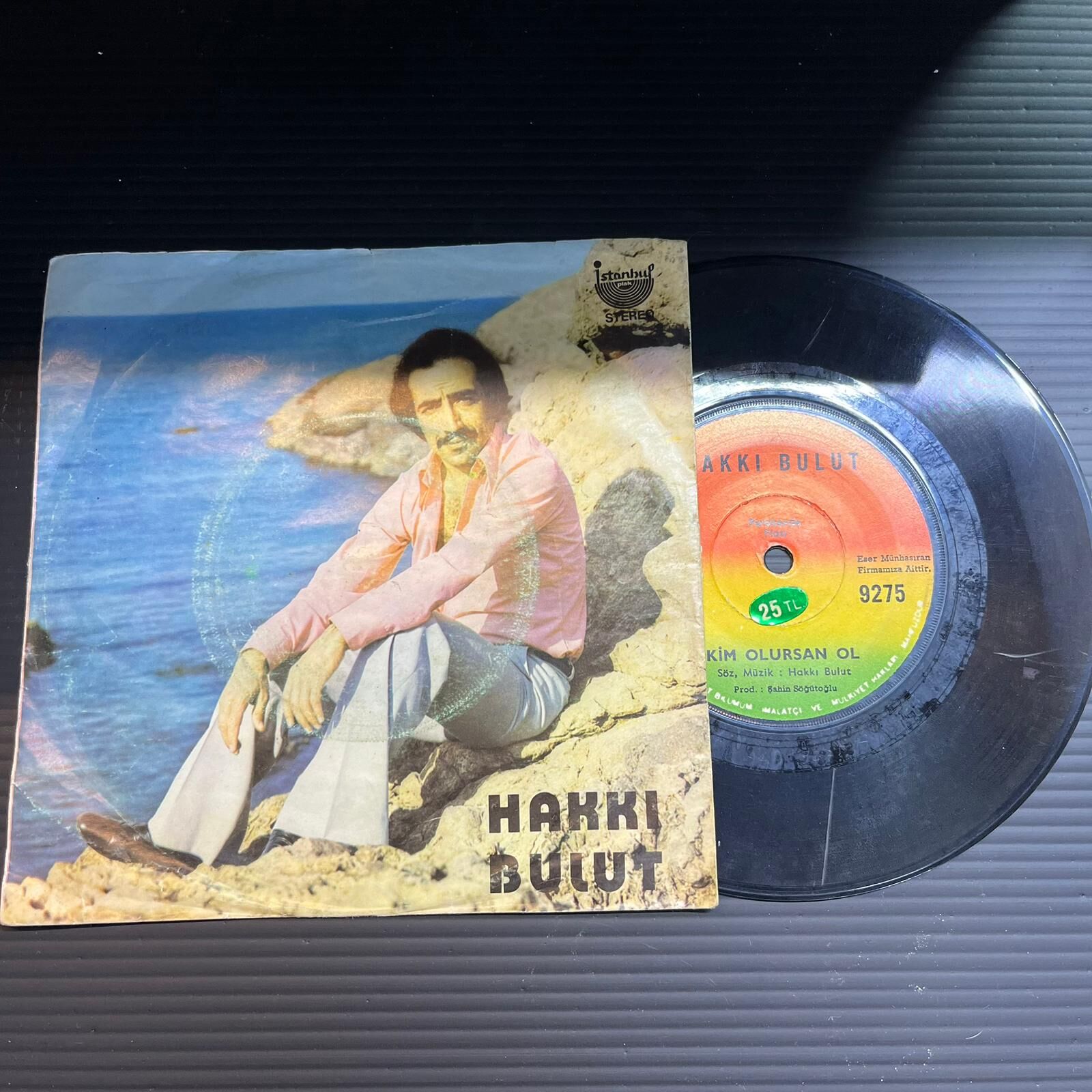 Hakkı Bulut – Kim Olursan Ol / Bir Neden Arıyorum