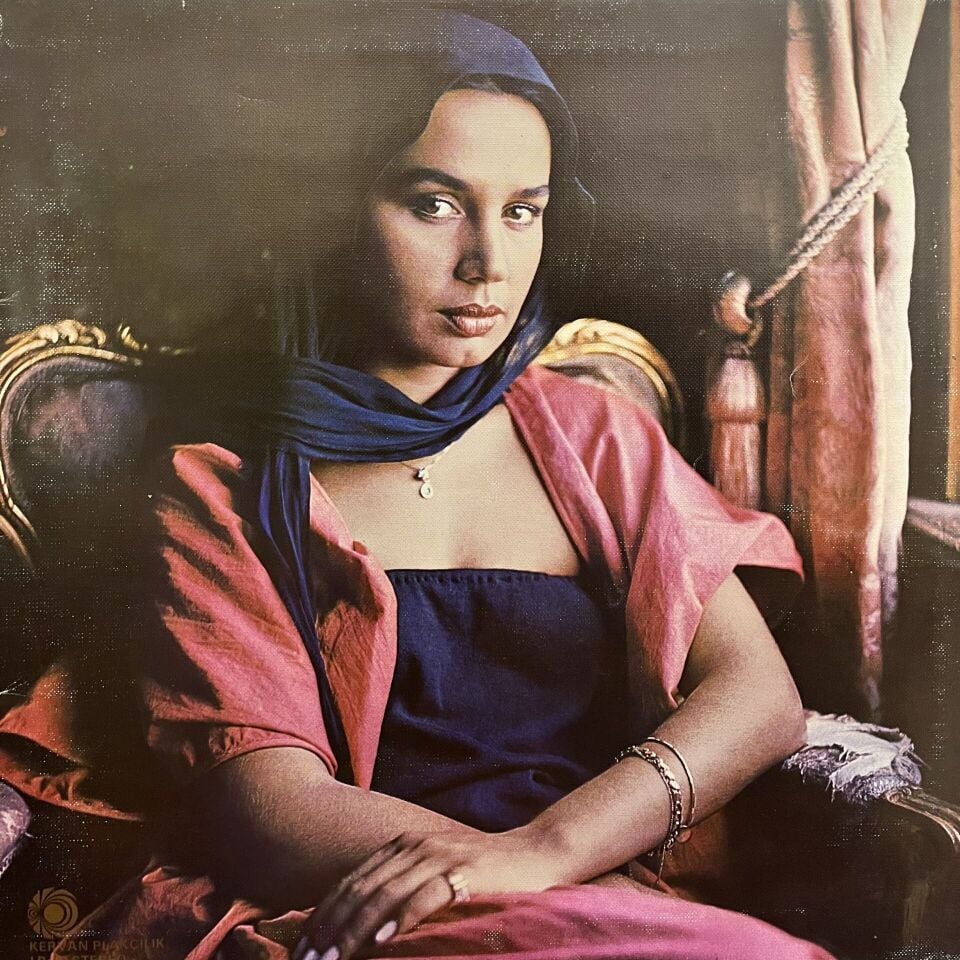 Sezen Aksu – Sevgilerimle
