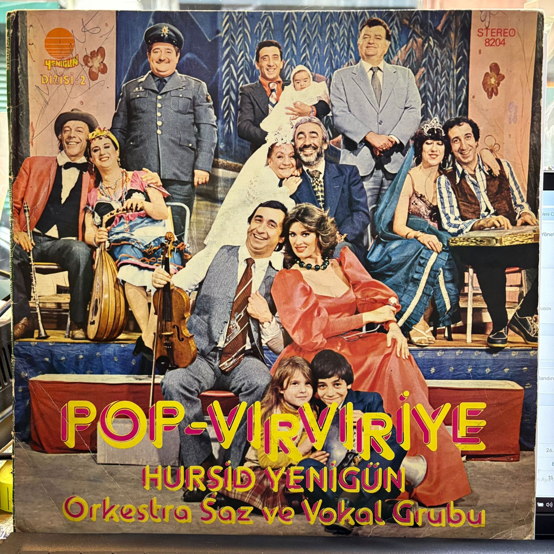 Hurşid Yenigün Orkestra Saz Ve Vokal Grubu – Pop Vırvıriye