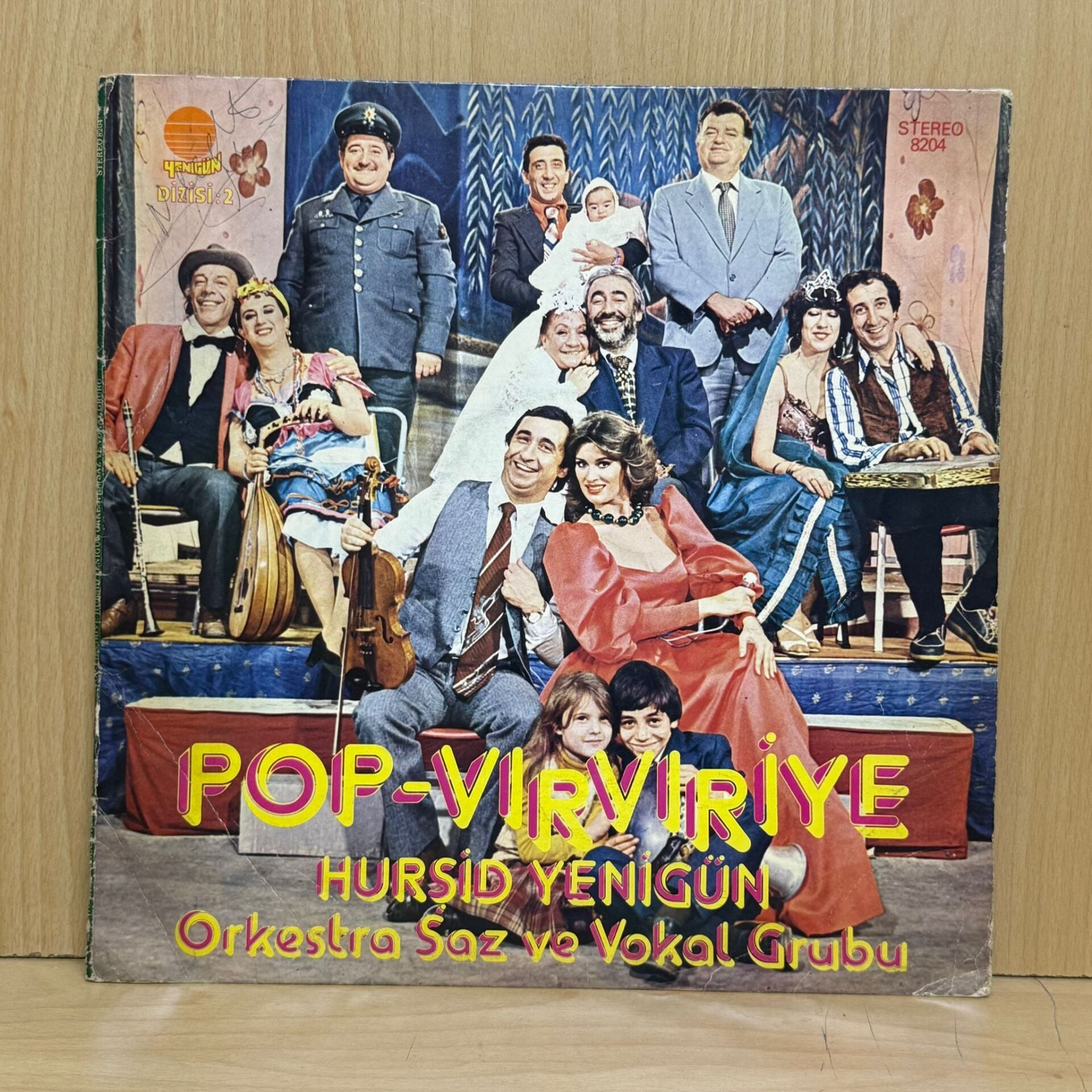 Hurşid Yenigün Orkestra Saz Ve Vokal Grubu – Pop Vırvıriye
