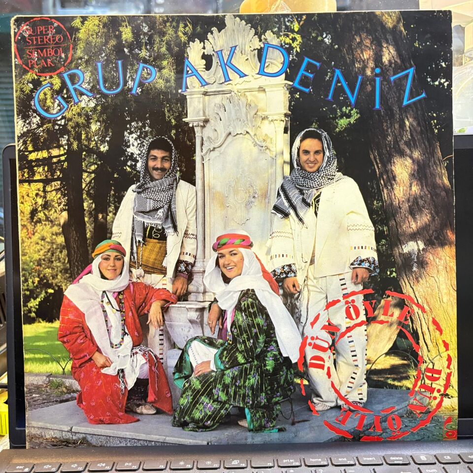 Grup Akdeniz – Dun oyle bugun boyle