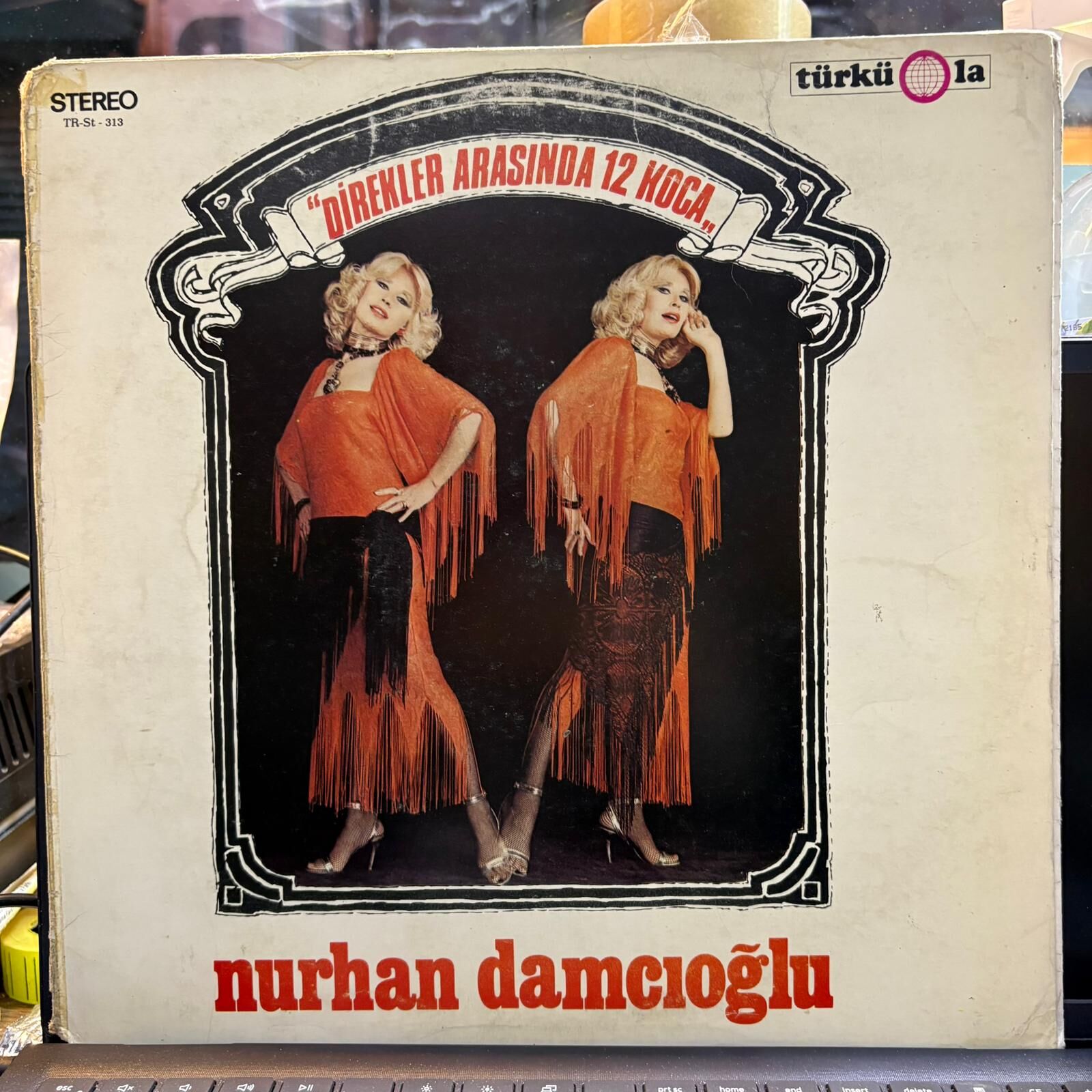 Nurhan Damcıoğlu – Direkler Arasında 12 Koca