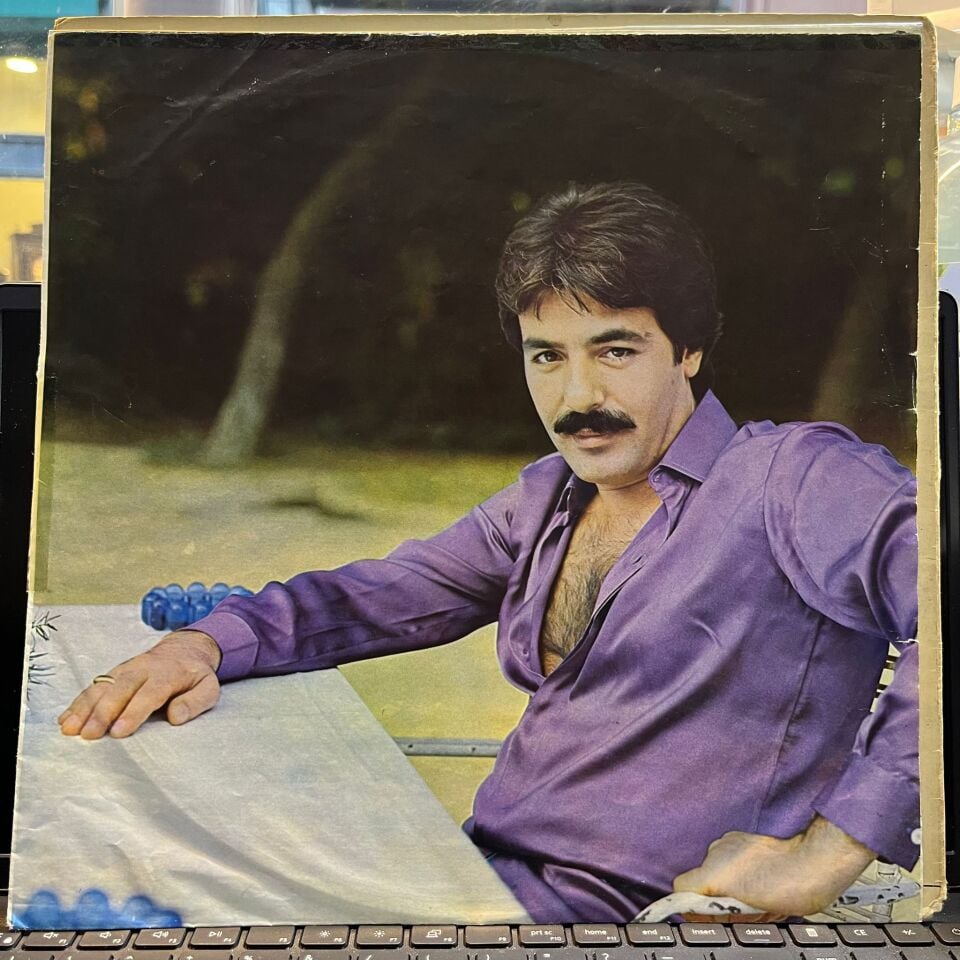 Ferdi Tayfur – Bende Özledim