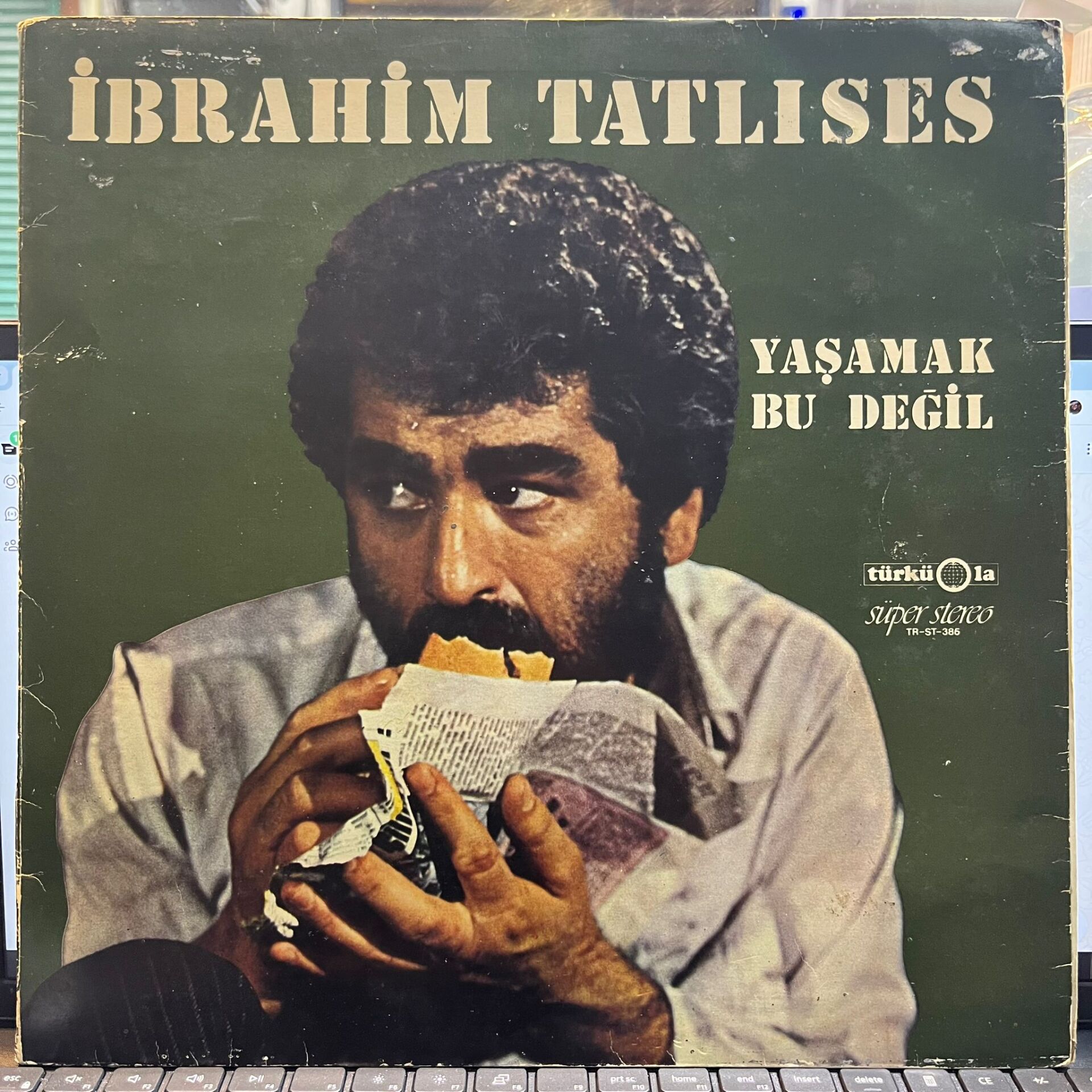 İbrahim Tatlıses – Yaşamak Bu Değil