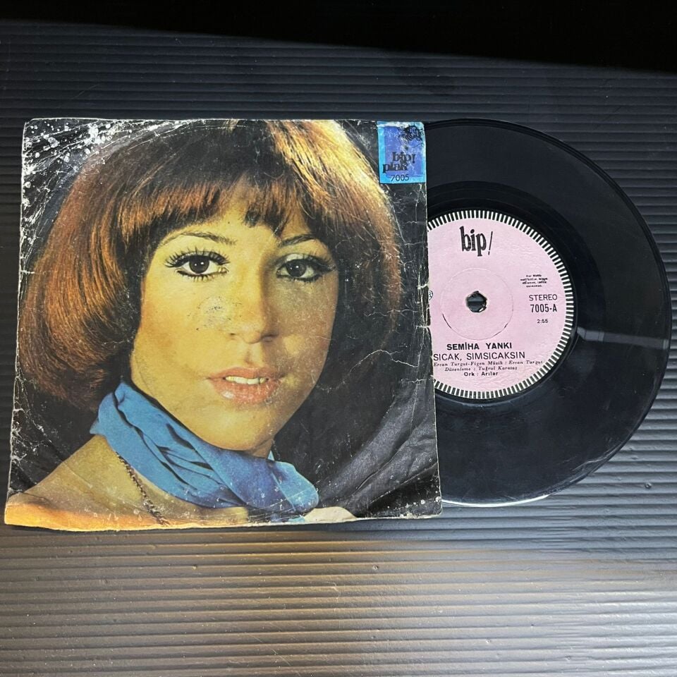 Semiha Yankı – Sıcak Sımsıcaksın / Böcecik