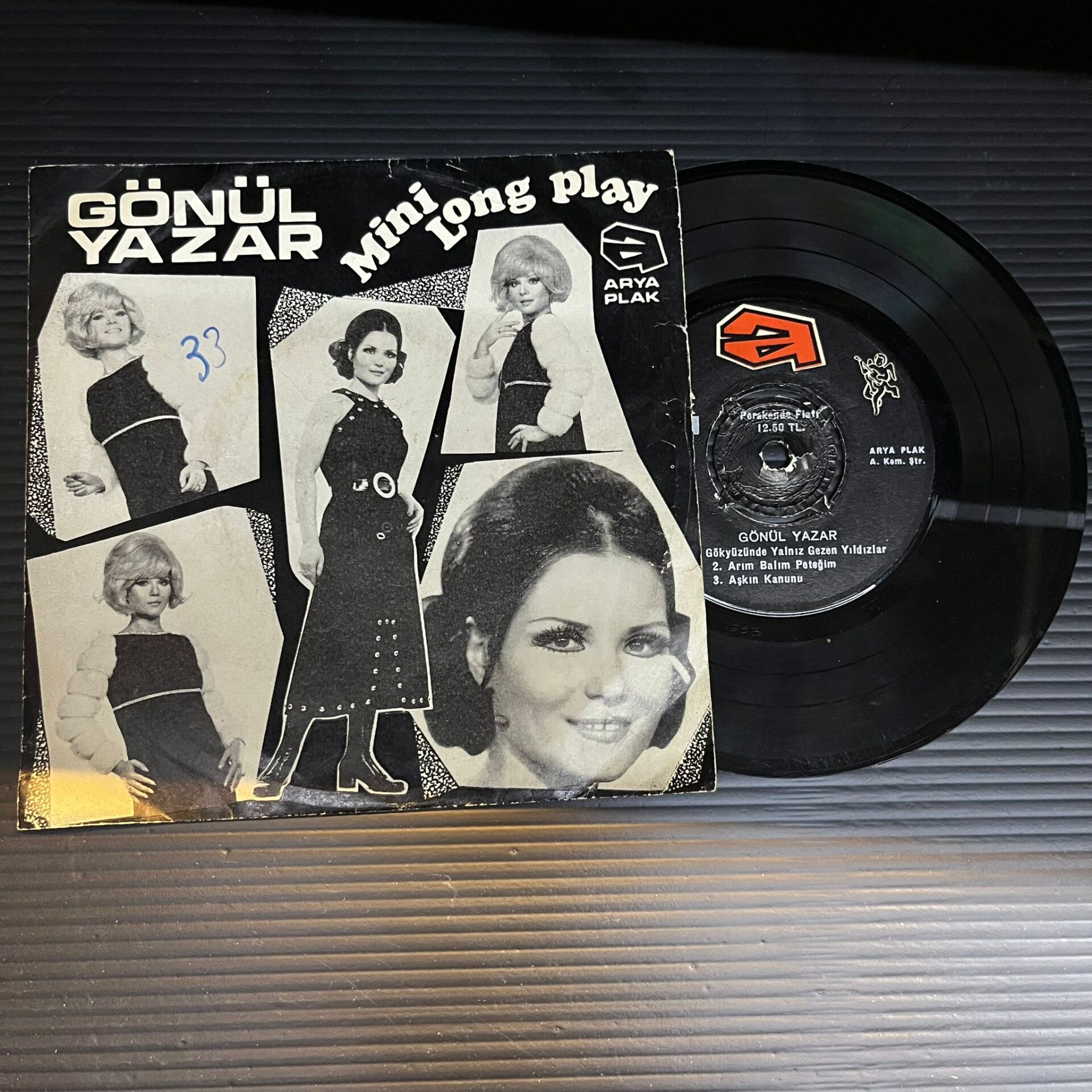 Gönül Yazar – Sensiz Kalan Gönlümde - Gökyüzünde Yalnız Gezen Yıldızlar Mini LP