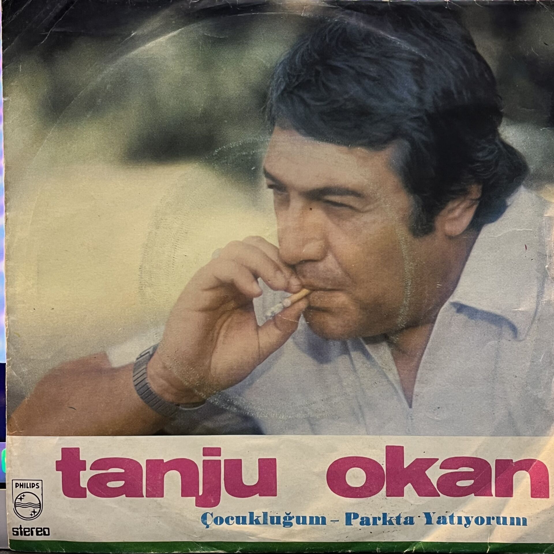 Tanju Okan – Parkta Yatıyorum / Çocukluğum