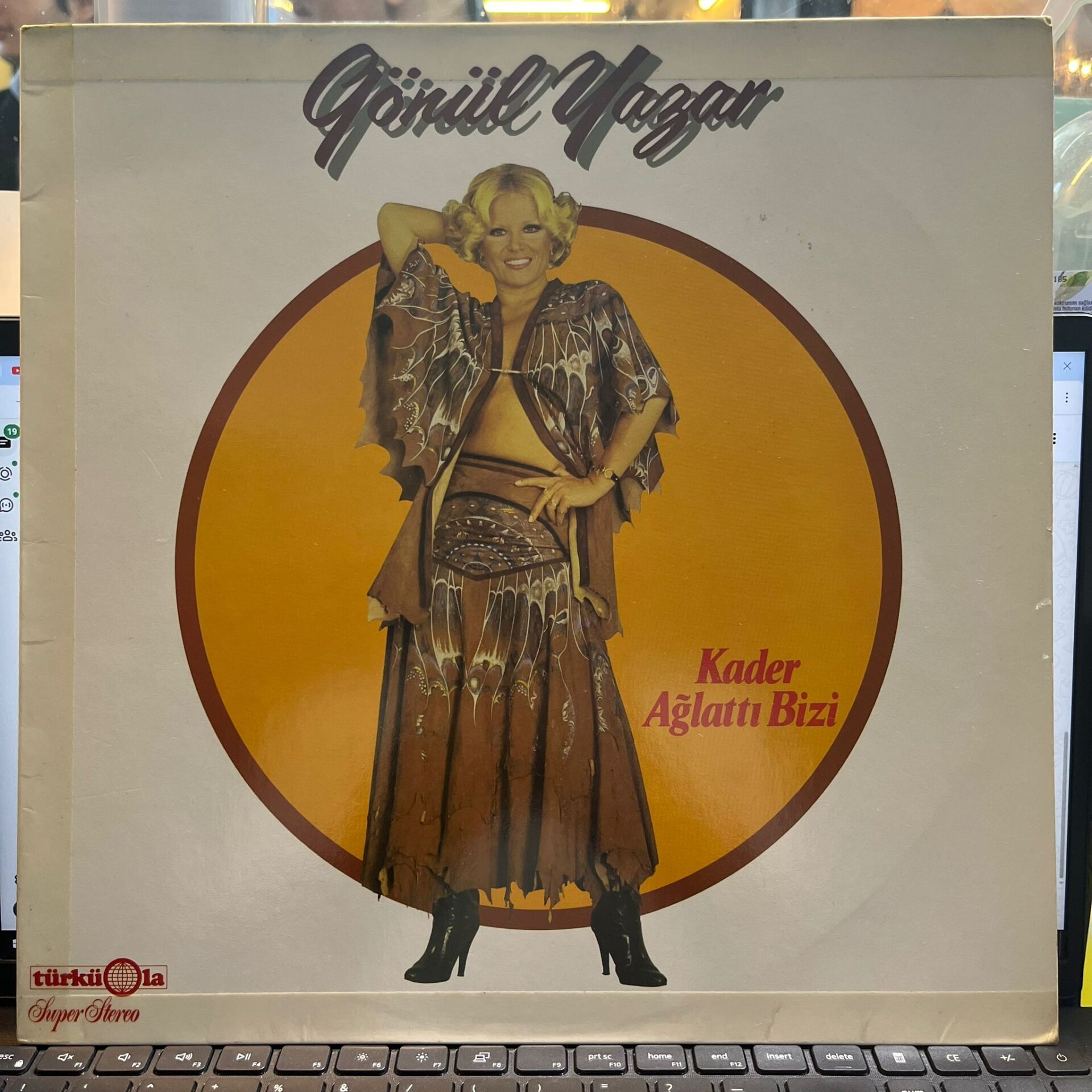 Gönül Yazar – Kader Ağlattı Bizi