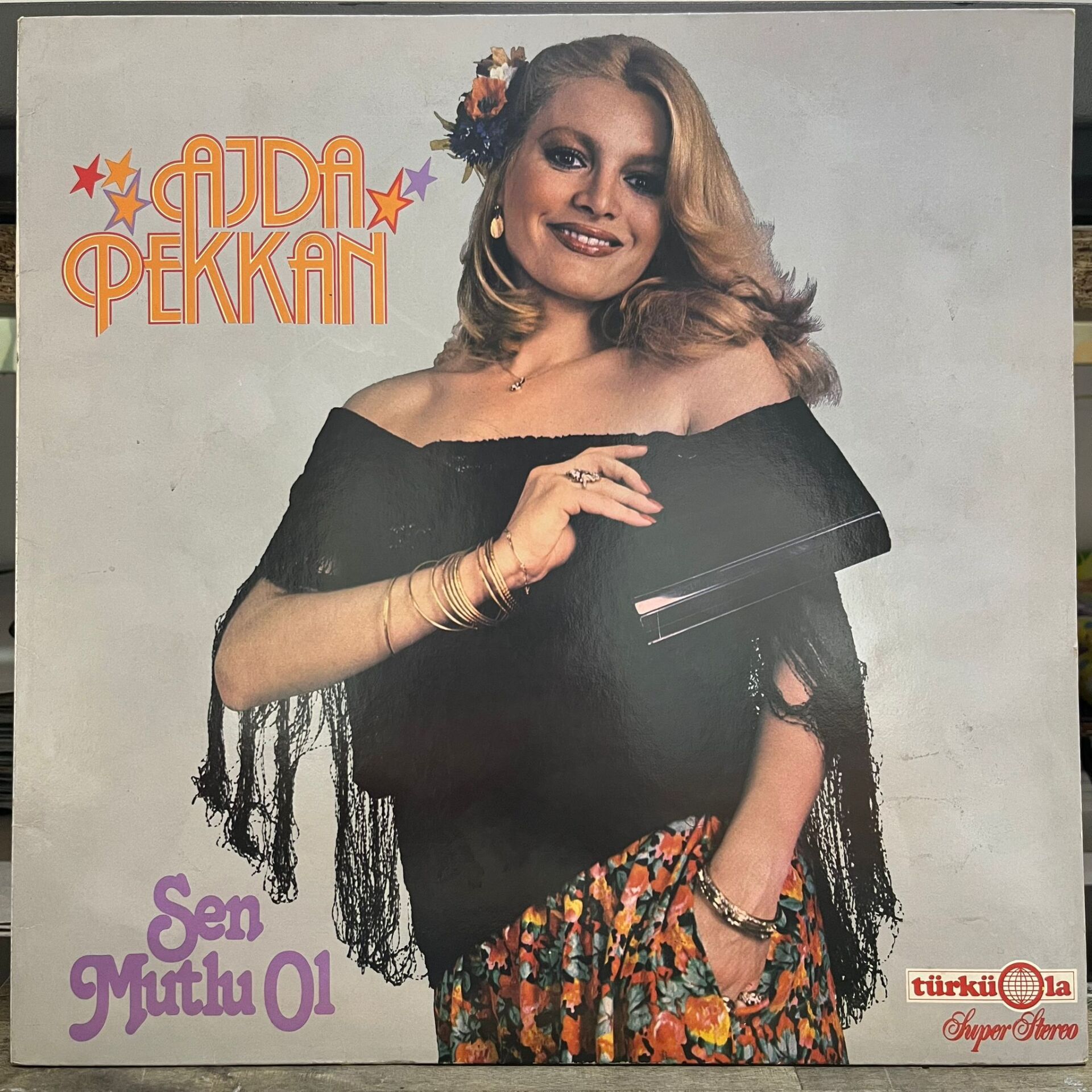 Ajda Pekkan – Sen Mutlu Ol