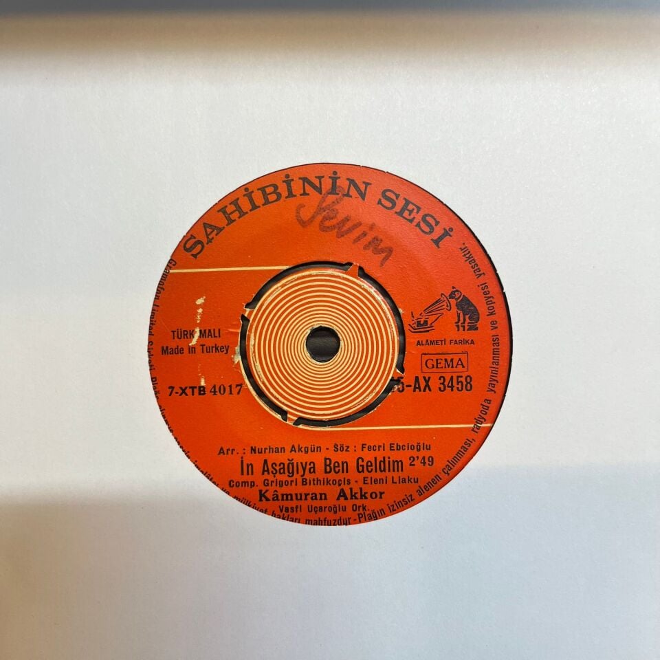 Kamuran Akkor – Ne Günahım Var Benim