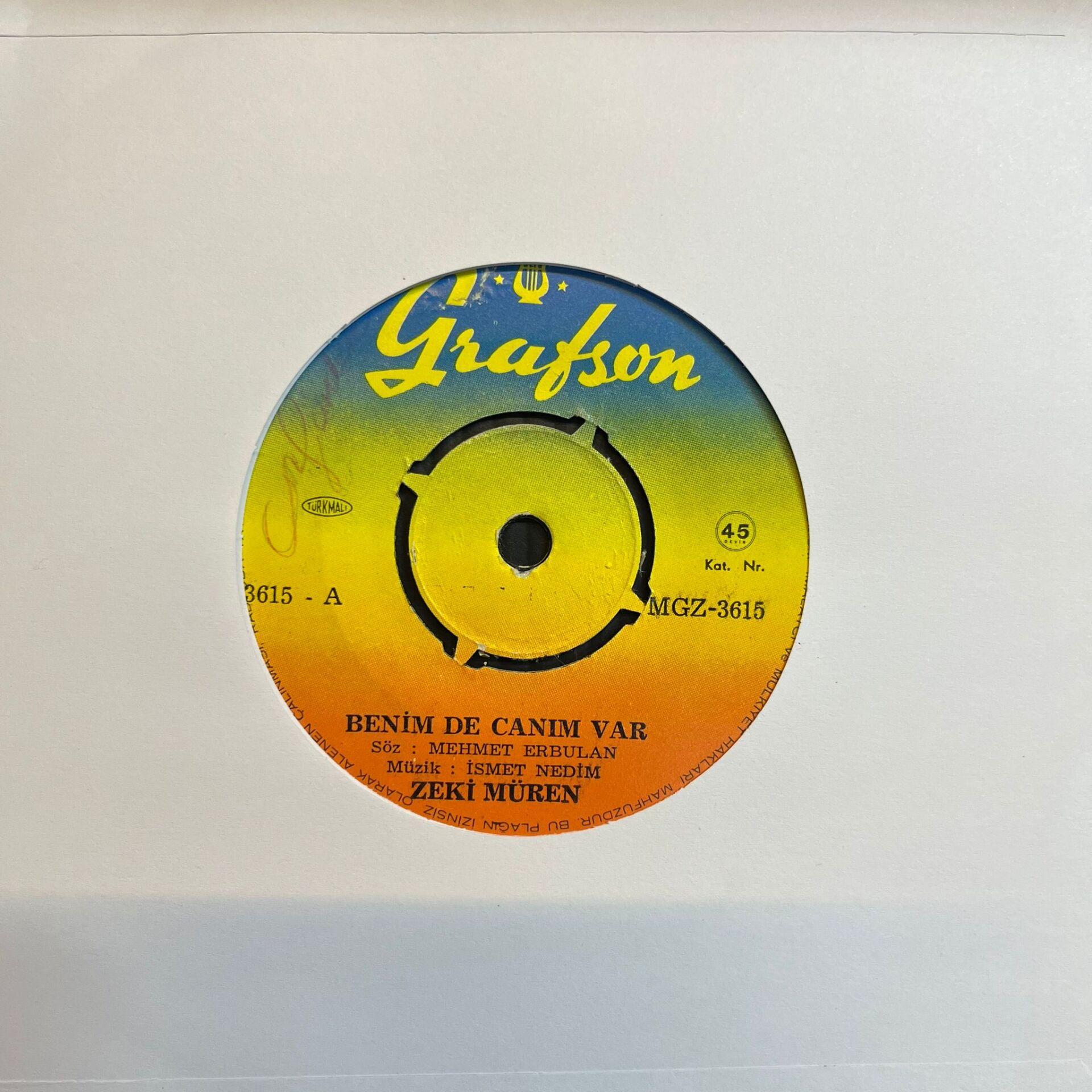 Zeki Müren – Benim De Canım Var / Niçin Baktın Bana Öyle