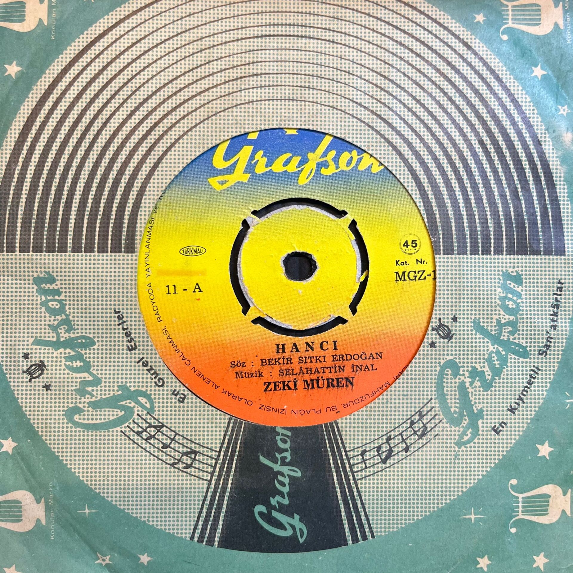 Zeki Müren – Hancı / Ana Başta Taç İmiș