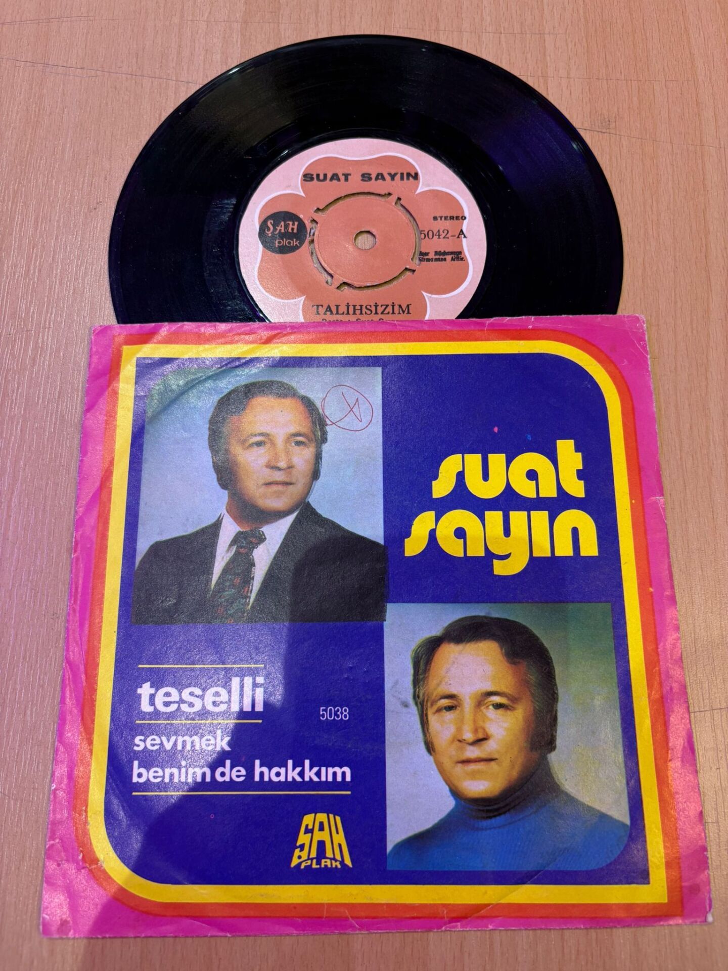 Suat Sayın – Talihsizim / Ayrılık Bulutları