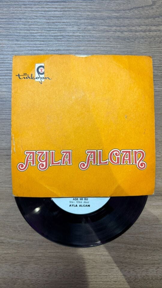 Ayla Algan – Aşk Mı Bu / Laf Aramızda