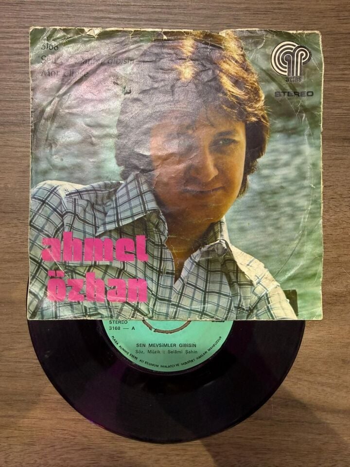 Ahmet Özhan – Sen Mevsimler Gibisin / Mor Elbise