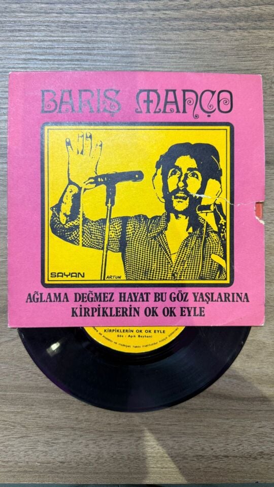 Barış Manço – Ağlama Değmez Hayat Bu Göz Yaşlarına / Kirpiklerin Ok Ok Eyle