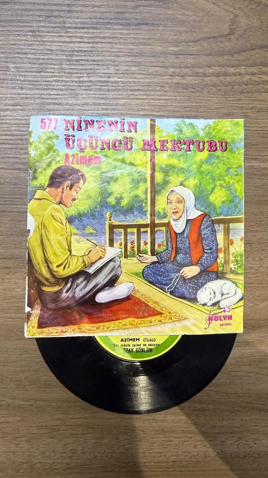 Özay Gönlüm – Ninenin Üçüncü Mektubu / Azimem