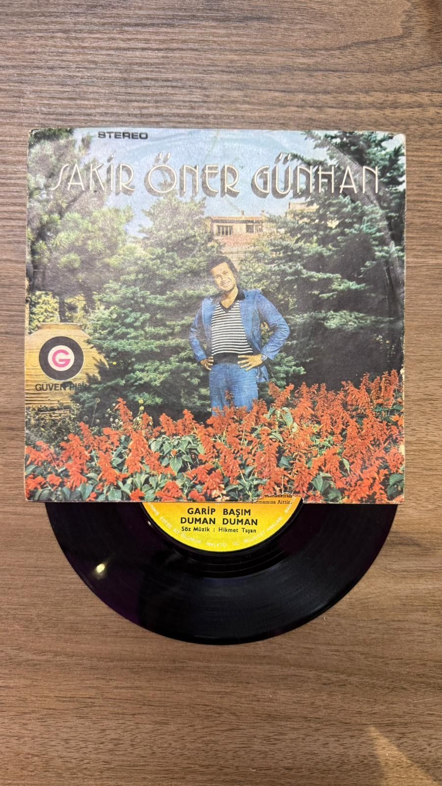 Şakir Öner Günhan – Hayriyem / Garip Başım Duman Duman