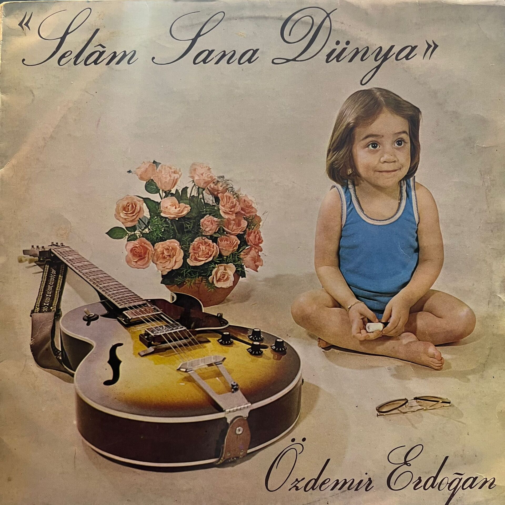 Özdemir Erdoğan – Selam Sana Dünya