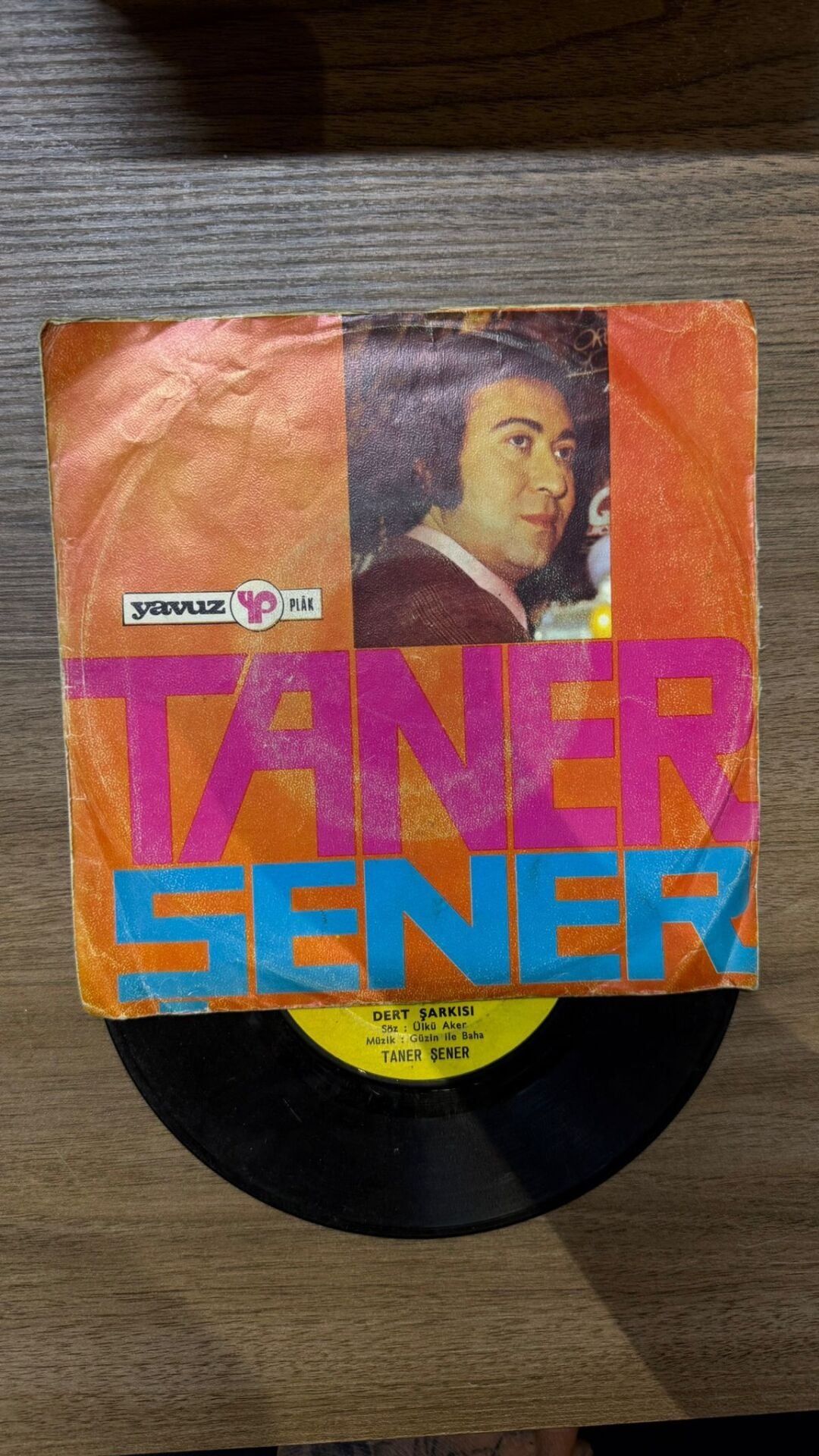 Taner Şener – Kirpiklerim Islak / Dert Şarkısı
