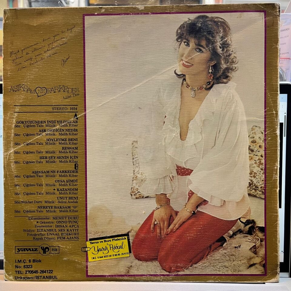 Nükhet Duru – Aşıksam Ne Farkeder