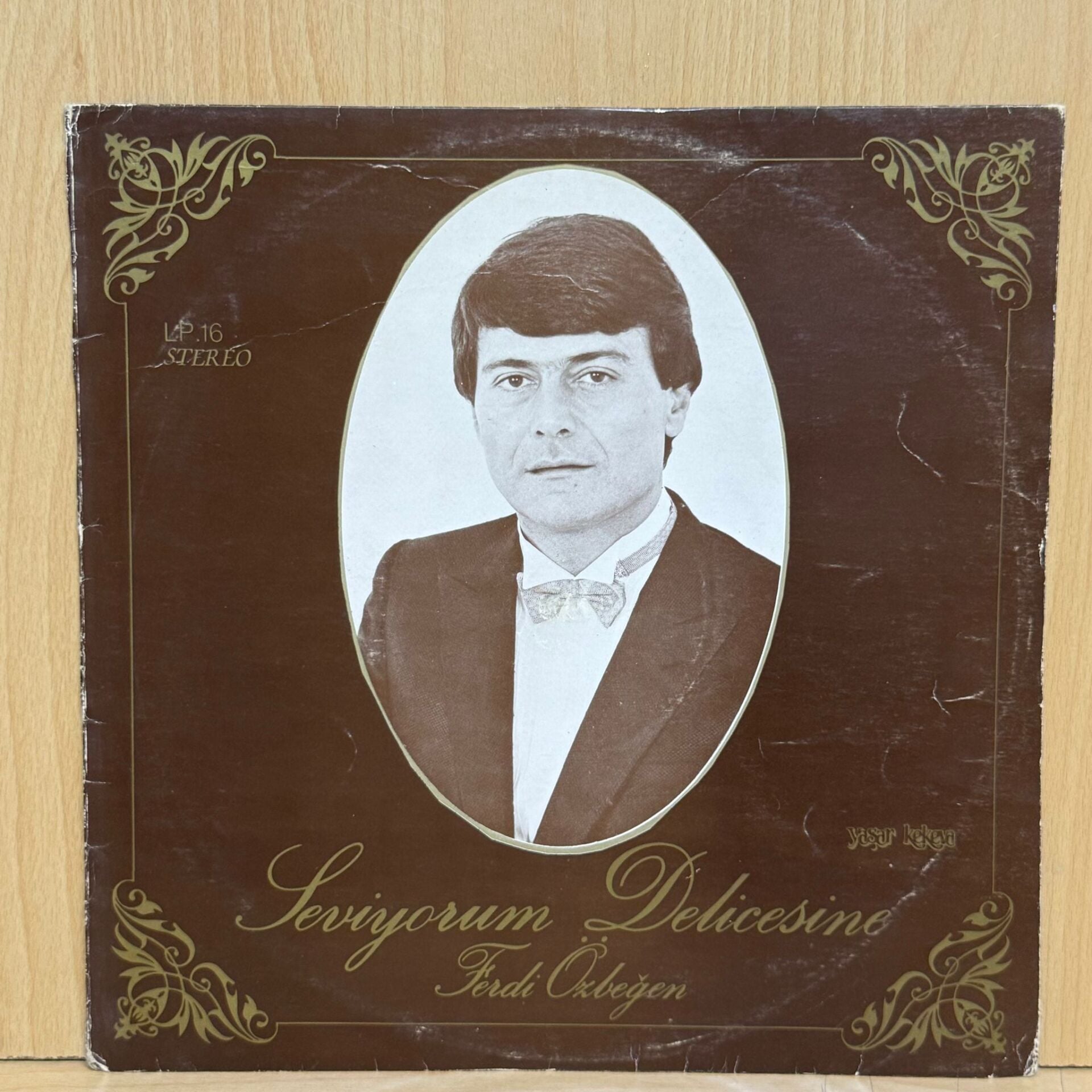 Ferdi Özbeğen – Seviyorum Delicesine
