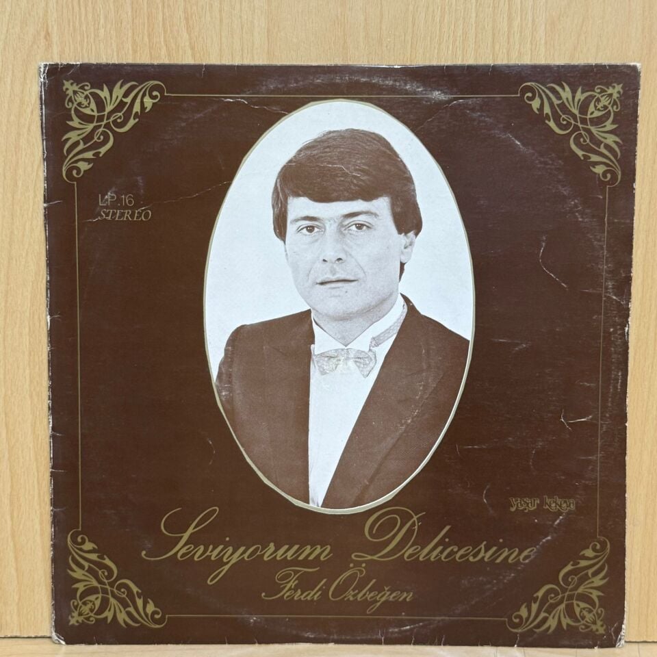 Ferdi Özbeğen – Seviyorum Delicesine