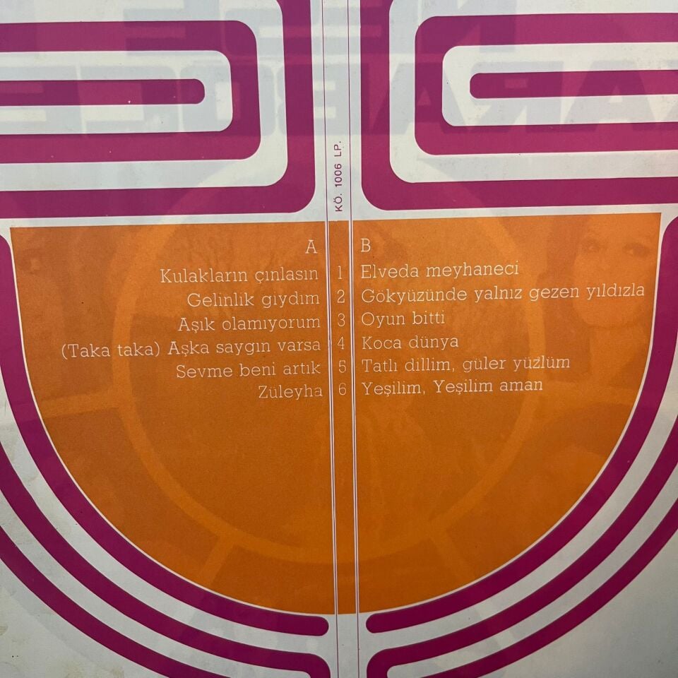 Neşe Karaböcek – Neşe Karaböcek