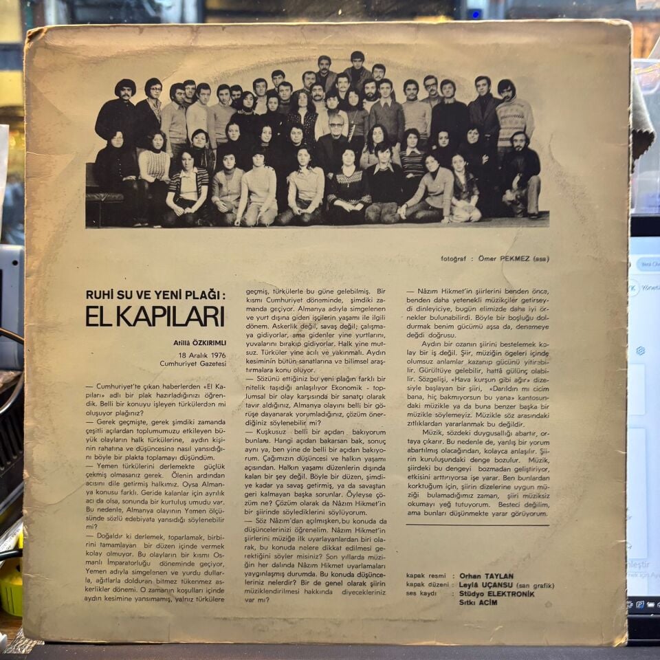 Ruhi Su, Sümeyra Çakır Ve Dostlar Korosu – El Kapıları