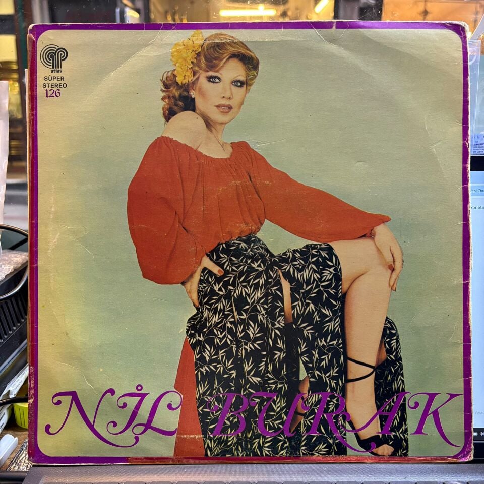 Nil Burak – Nil Burak