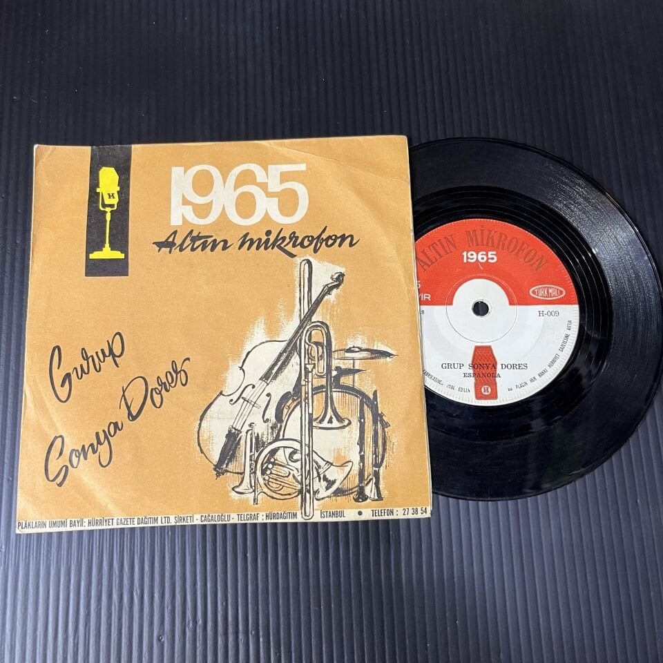 Gurup Sonya Dores* – Espanola / Gemiciler