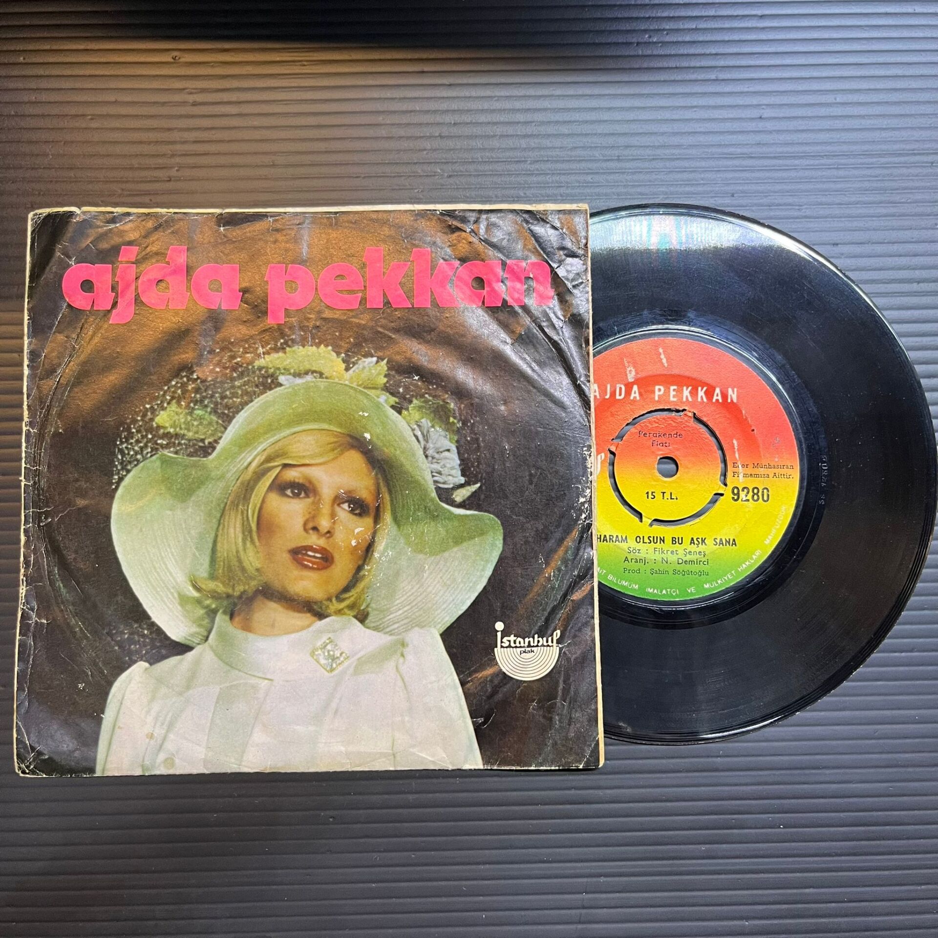 Ajda Pekkan – Sana Neler Edeceğim / Haram Olsun Bu Aşk Sana
