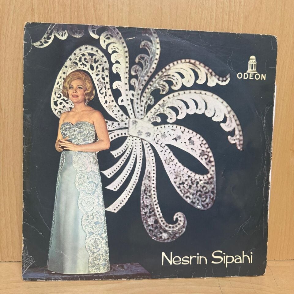 Nesrin Sipahi – Avni Anıl'ın Eserleri