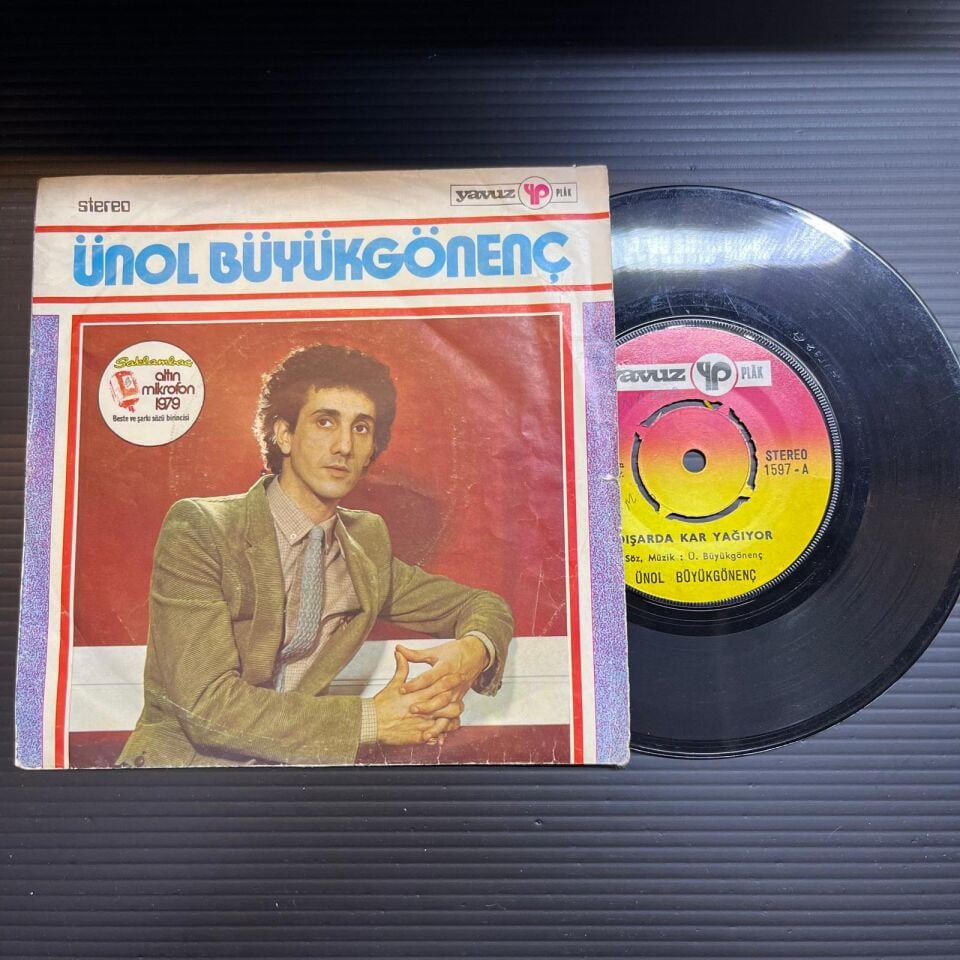 Ünol Büyükgönenç – Dışarda Kar Yağıyor / Kız Çocuğu