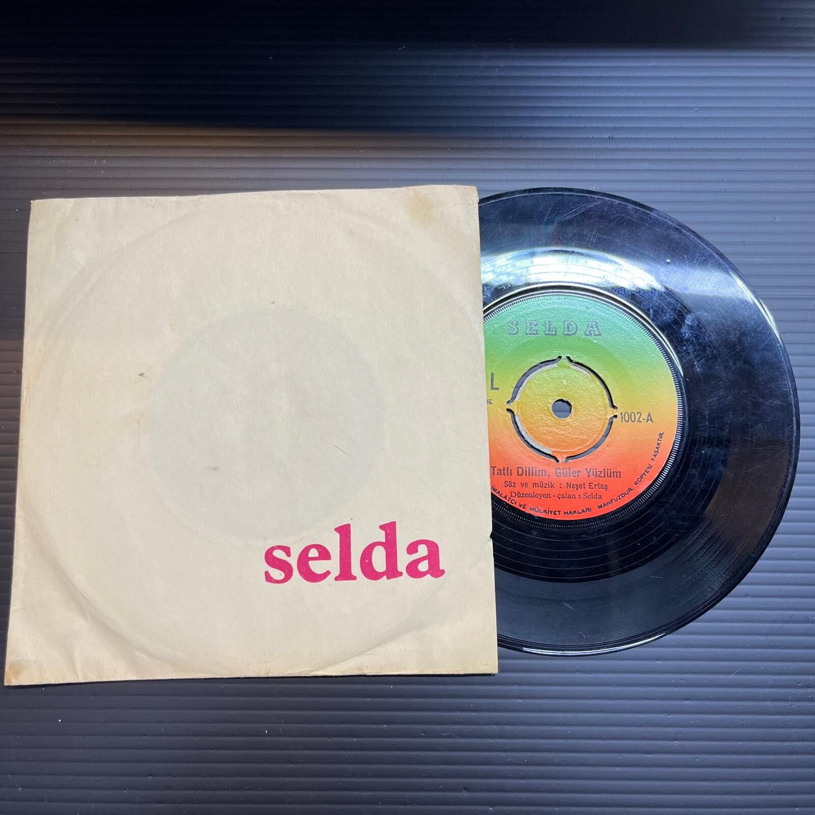 Selda (2) – Tatlı Dillim, Güler Yüzlüm / Mahpushanelere Güneş Doğmuyo