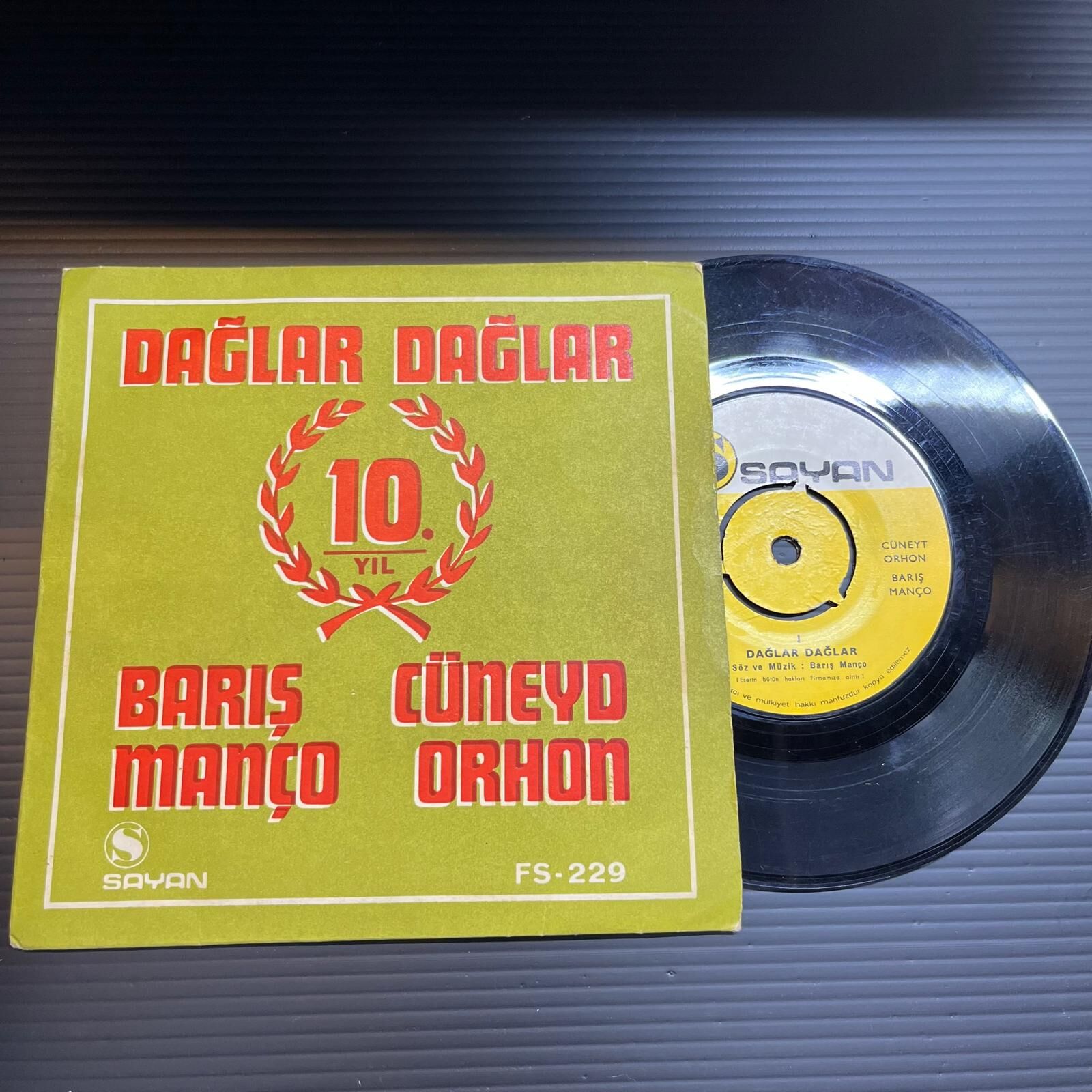 Barış Manço, Cüneyd Orhon – Dağlar Dağlar