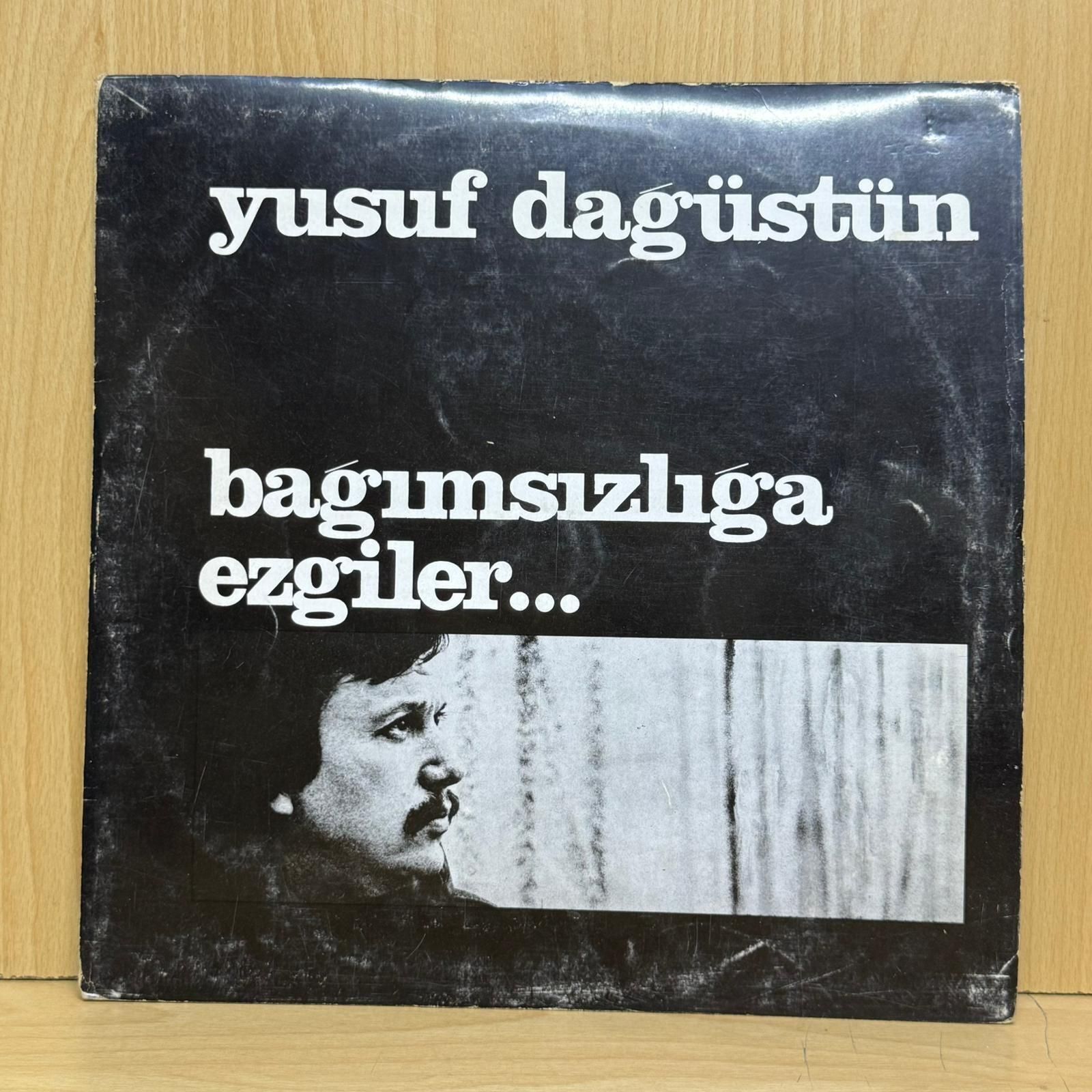 Yusuf Dağüstün – Bağımsızlığa Ezgiler